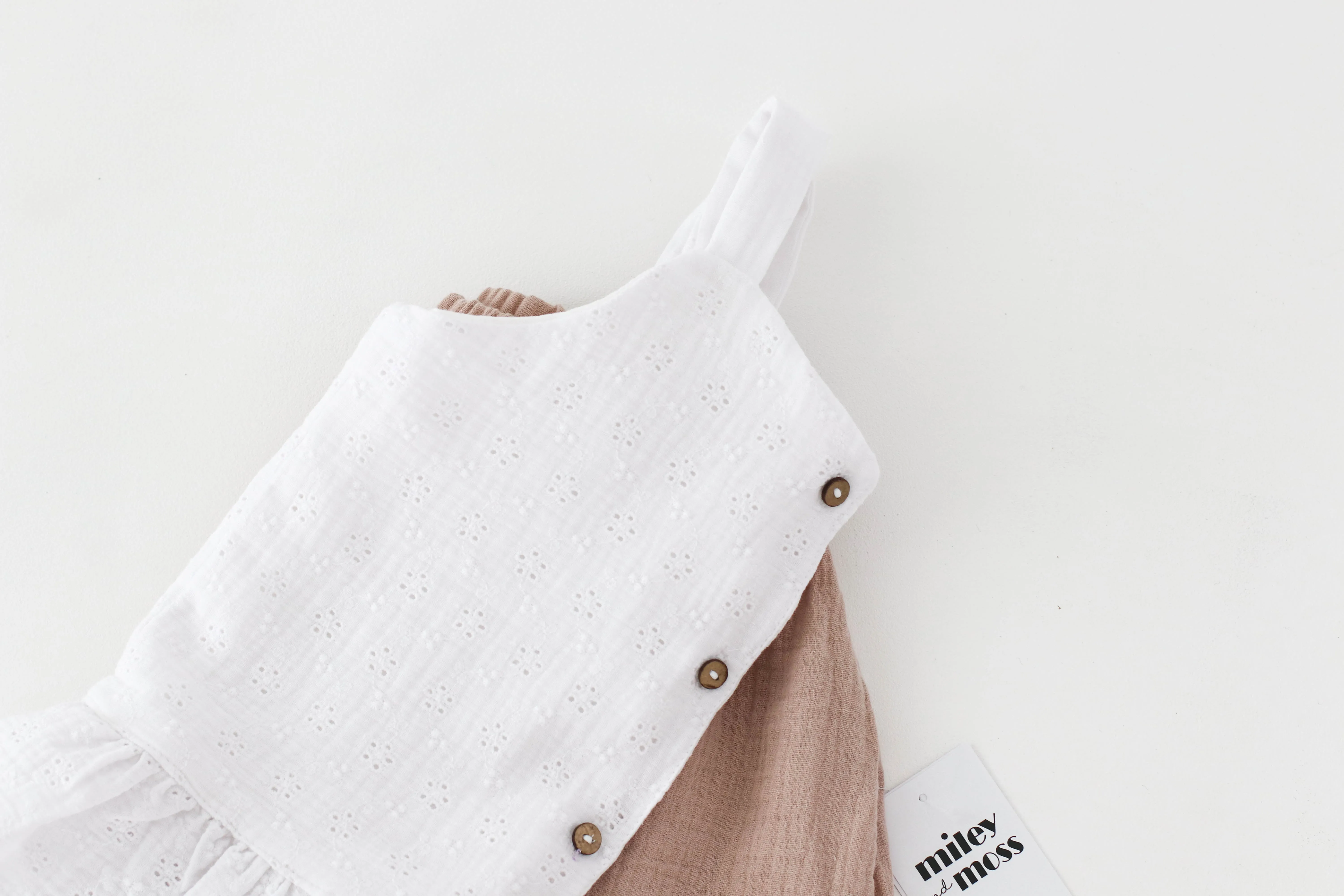 Embroidered/ Muslin skirt