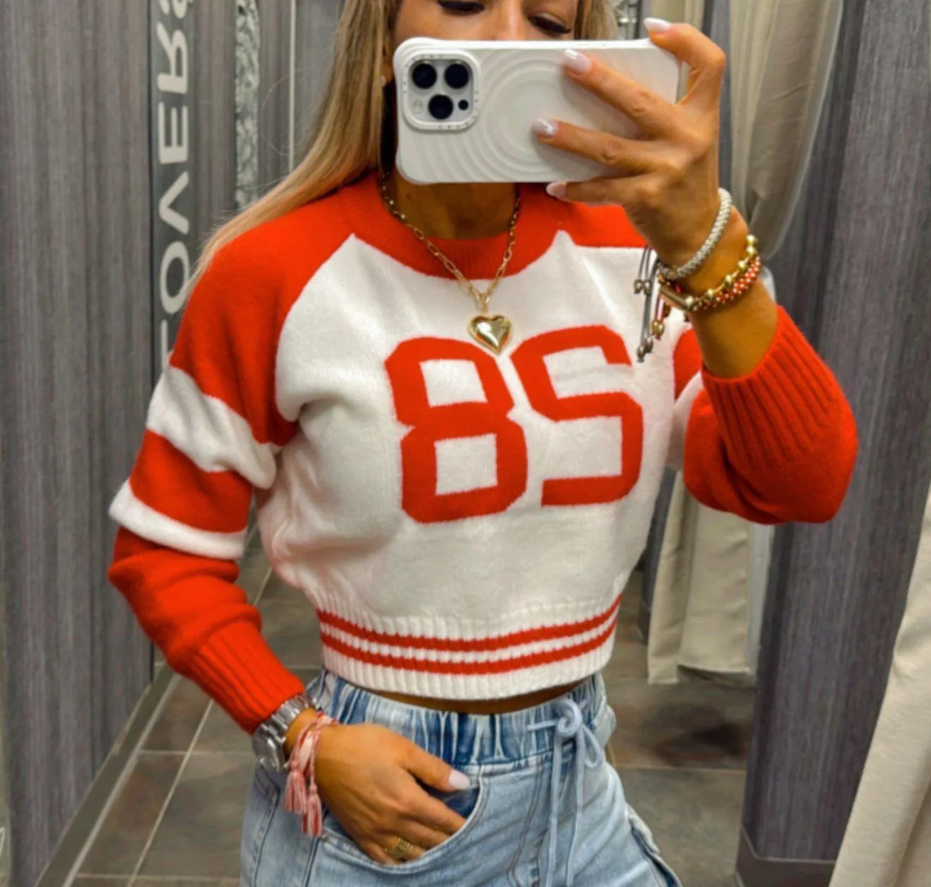 K203 University crop sweater