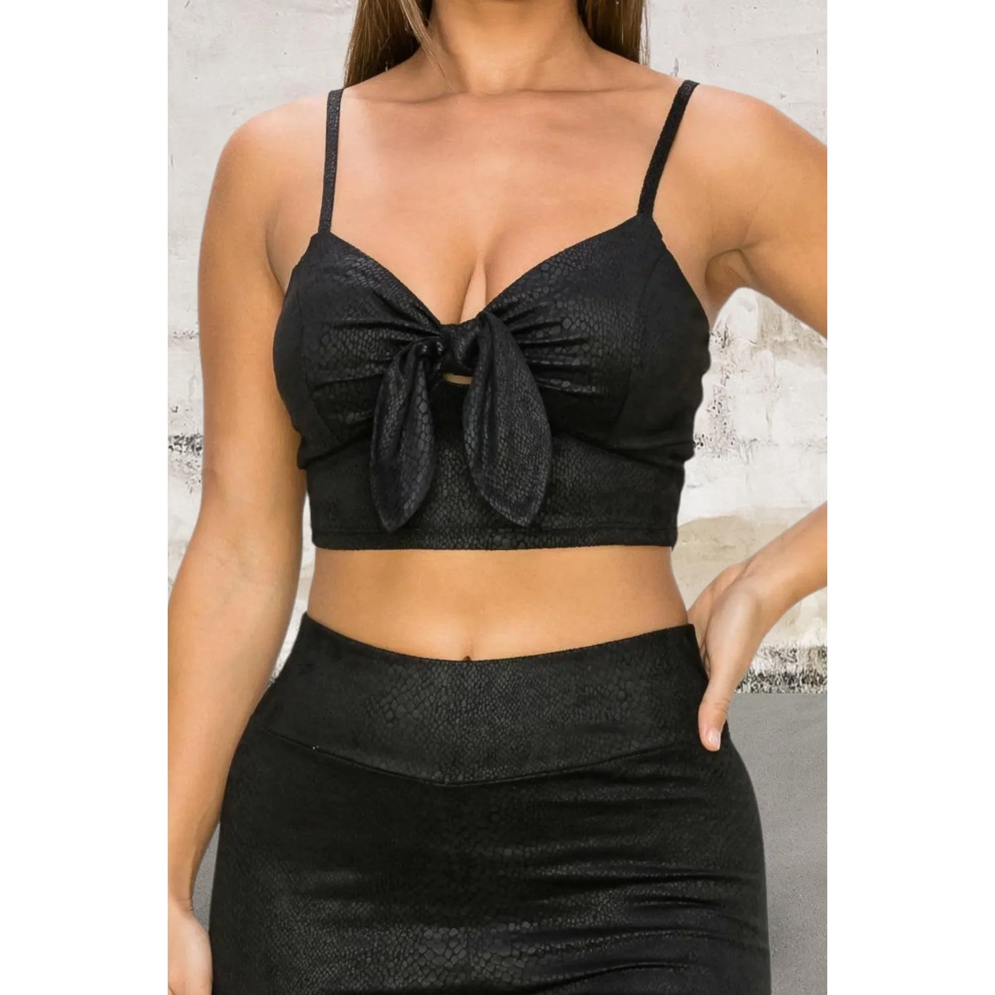 Sleeveless Snake Print Crop Top And Legging Set