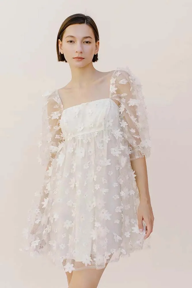 Storia 3-D Daisy Tulle Baby Doll Mini Dress