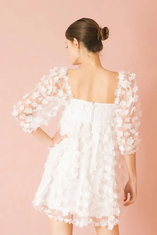 Storia 3-D Daisy Tulle Baby Doll Mini Dress